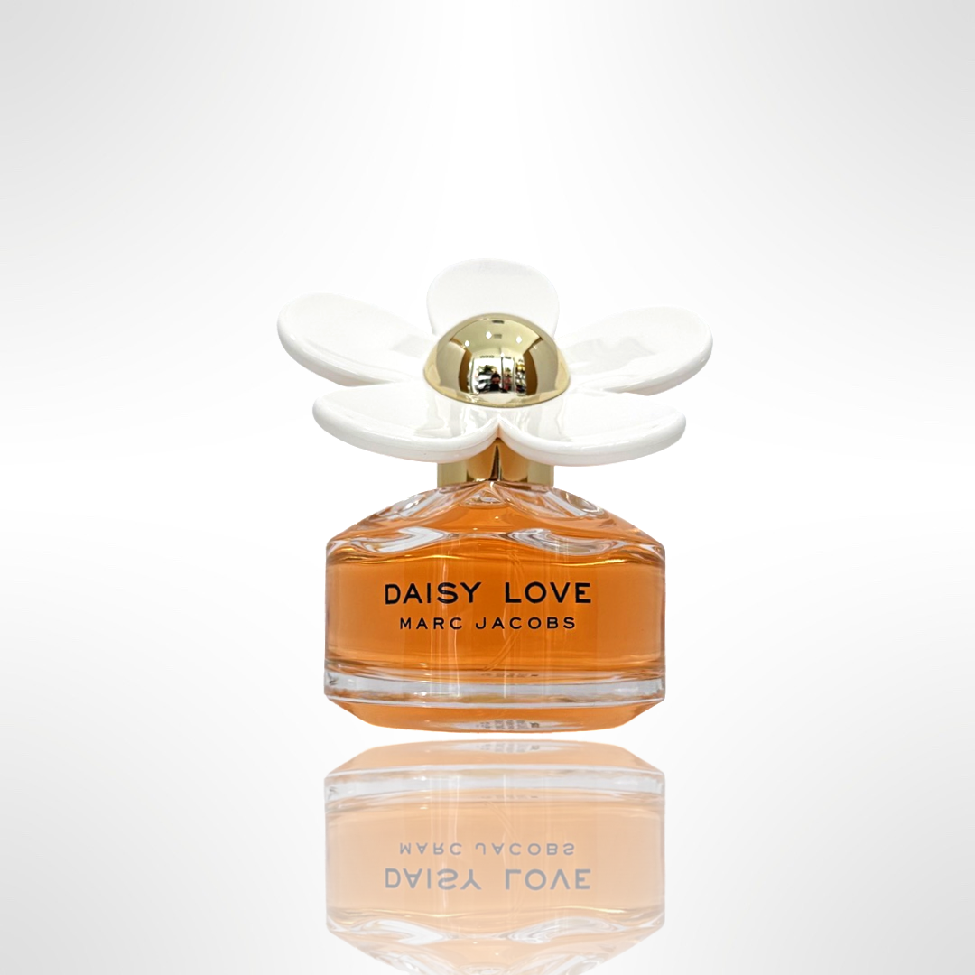 Daisy Love by Marc Jacobs
